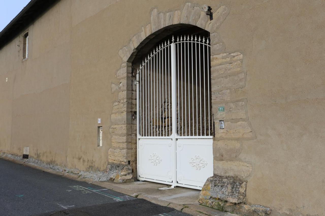 Leden Lissieu Exterior foto